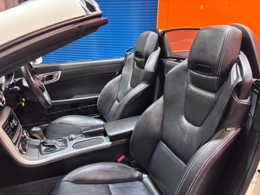 Used Mercedes-Benz SLK 2012 for sale - 76535527: Photo 25