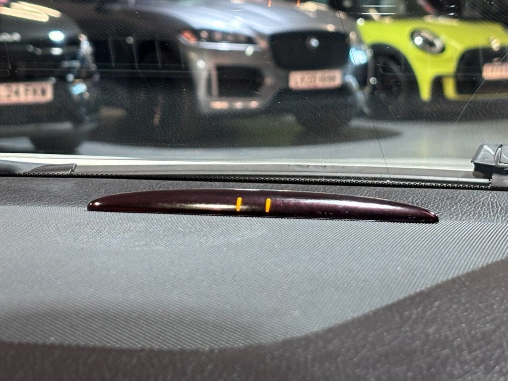 Used Mercedes-Benz SLK 2012 for sale - 76535527: Photo 37