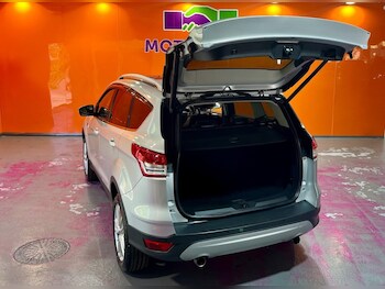 Used Ford Kuga 2015 for sale - 78140782: Photo