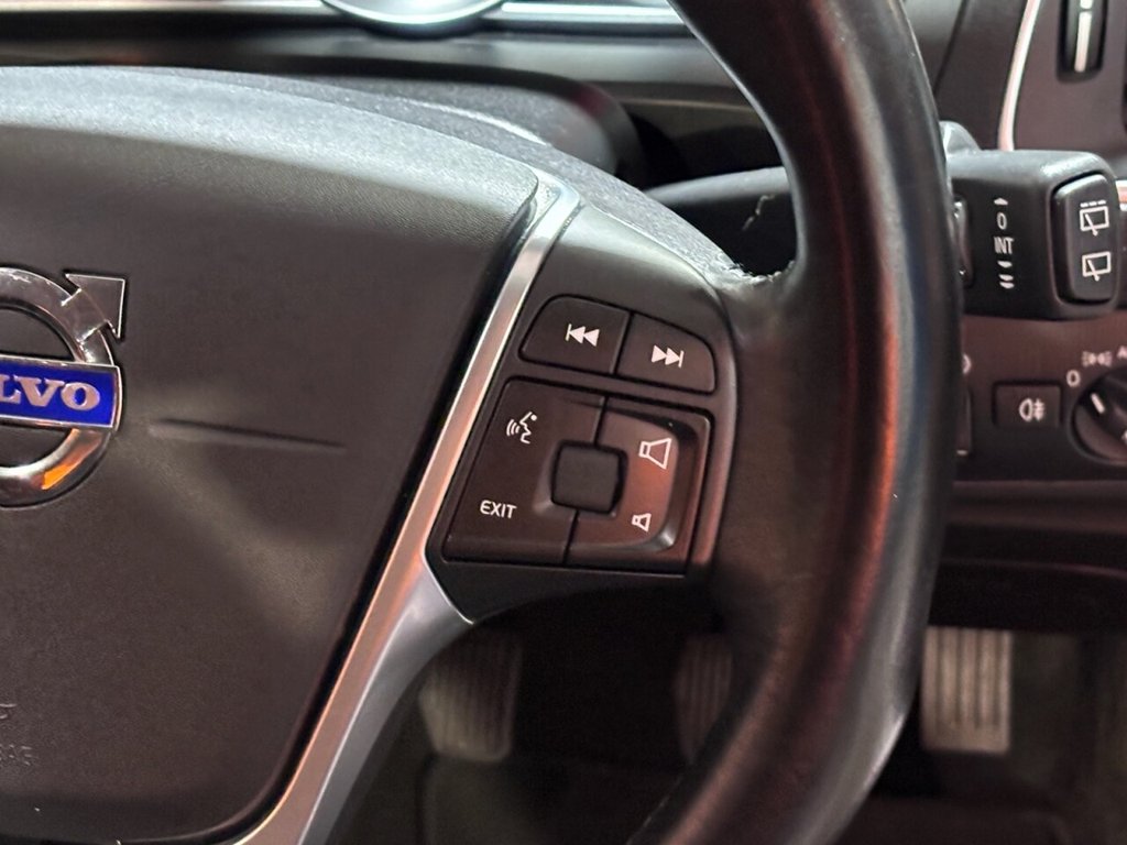 Used Volvo V40 2014 for sale - 76595963: Photo 27