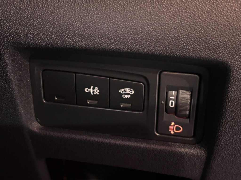 Used Citroen DS4 2013 for sale - 76168459: Photo 23