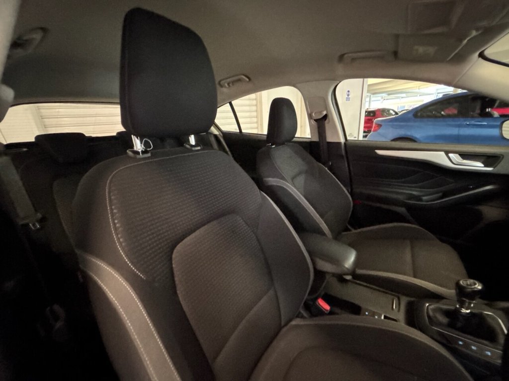 Used Ford Focus 2019 for sale - 76162872: Photo 13