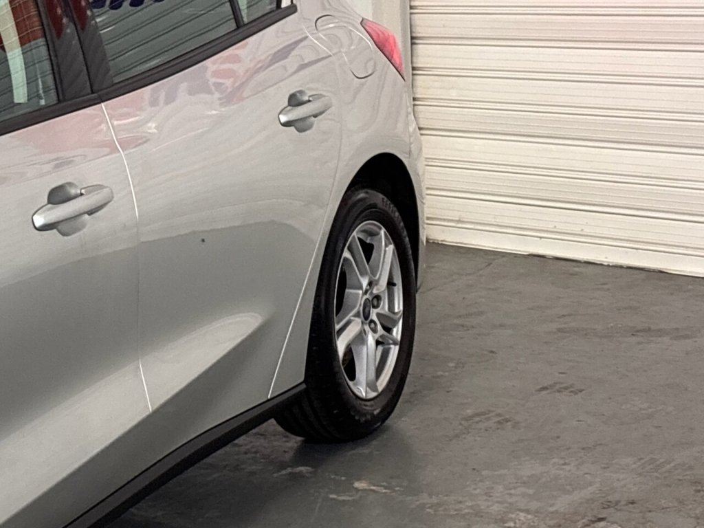 Used Ford Focus 2019 for sale - 76162872: Photo 5