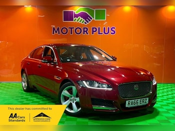 Used Jaguar XF 2016 for sale - 79394555: Photo