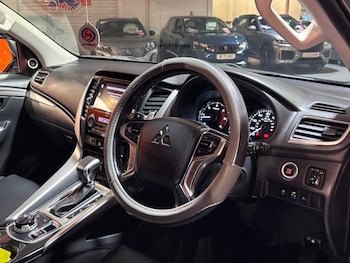 Used Mitsubishi Shogun Sport 2019 for sale - 76520400: Photo