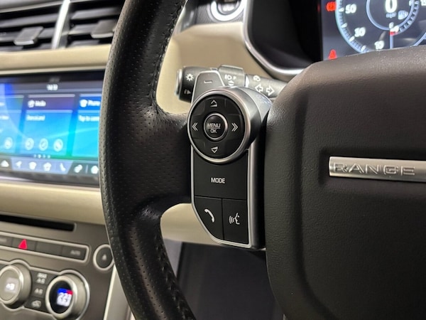 Used Land Rover Range Rover Sport 2017 for sale - 74973888: Photo 42