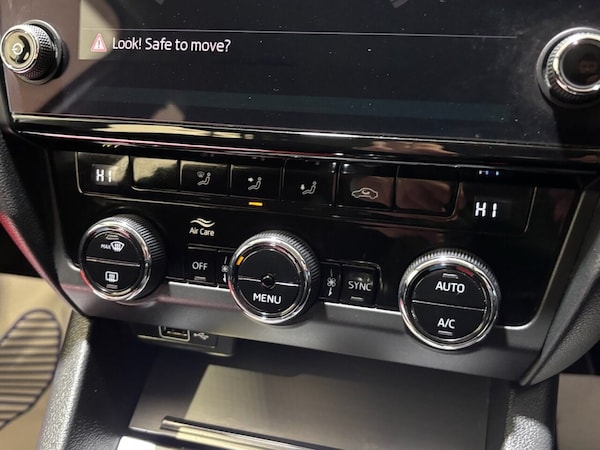 Used Skoda Octavia 2019 for sale - 74368361: Photo 30