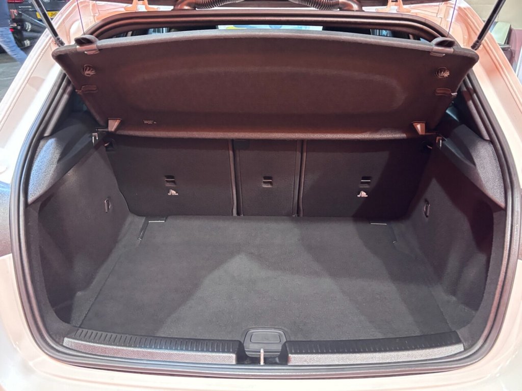 Used Mercedes-Benz A-Class 2019 for sale - 76595964: Photo 41