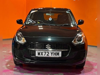 Used Suzuki Swift 2023 for sale - 77693360: Photo
