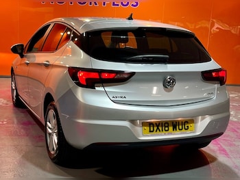 Used Vauxhall Astra 2018 for sale - 79333996: Photo