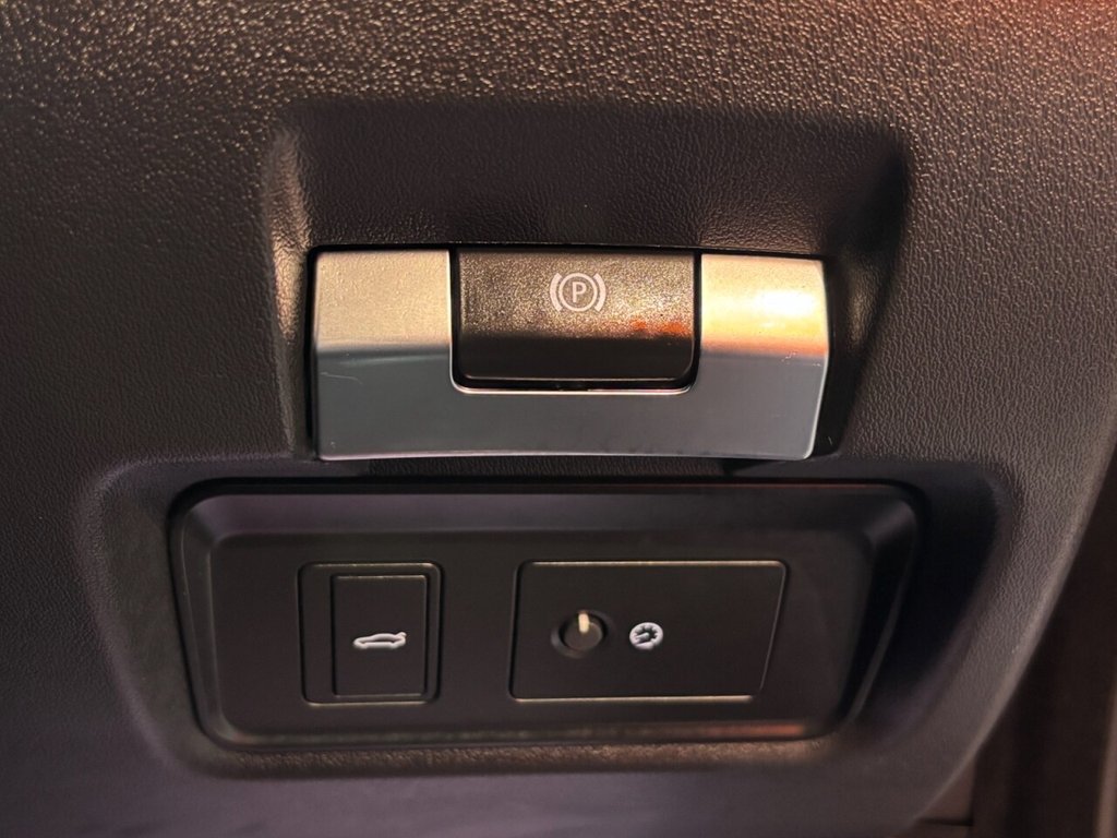 Used Jaguar XE 2021 for sale - 77557932: Photo 31