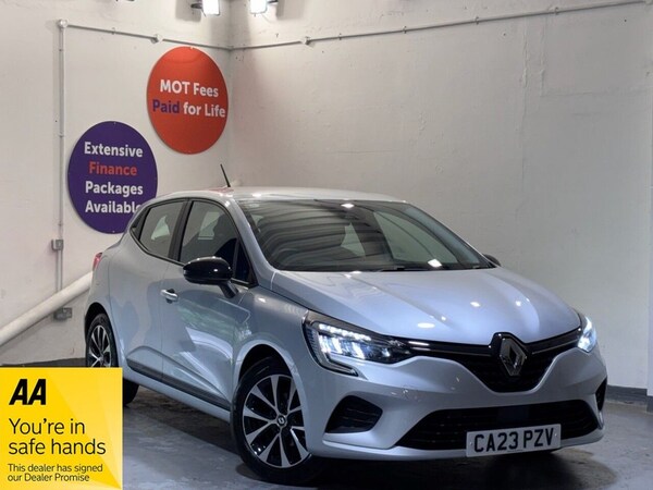 Used Renault Clio 2023 for sale - 74404501: Photo 1
