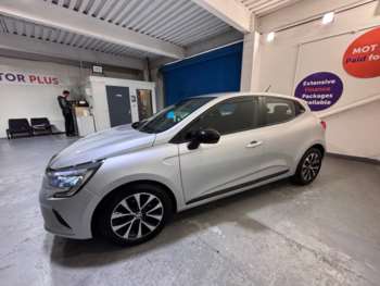 Used Renault Clio 2023 for sale - 74404501: Photo