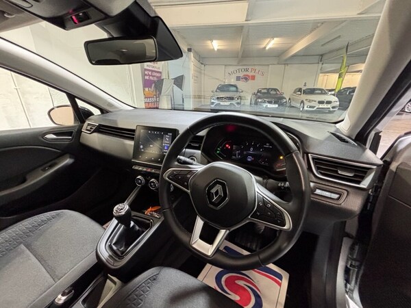 Used Renault Clio 2023 for sale - 74404501: Photo 8