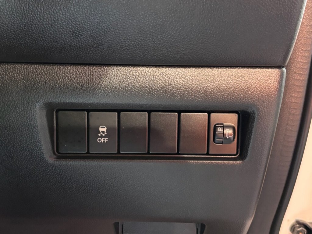 Used Suzuki Swift 2017 for sale - 76291387: Photo 24