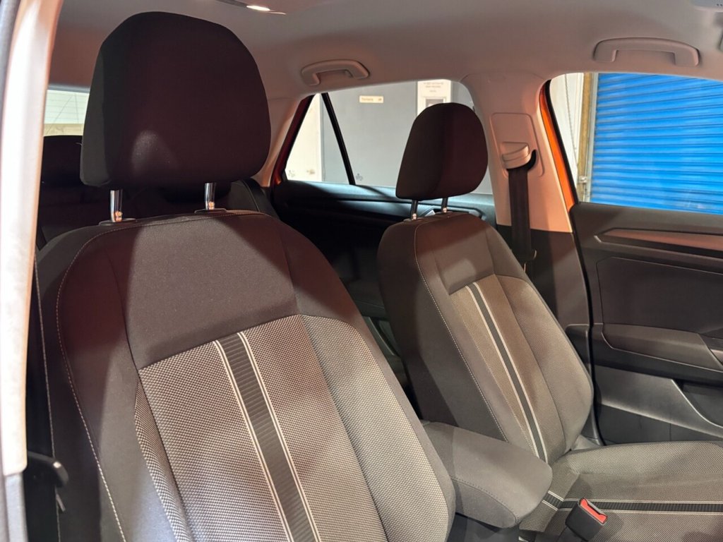Used Volkswagen T-Roc 2018 for sale - 76279373: Photo 11