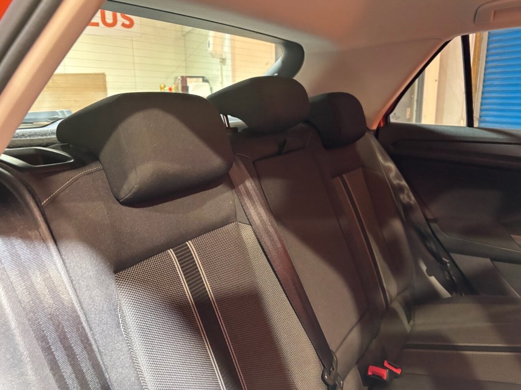 Used Volkswagen T-Roc 2018 for sale - 76279373: Photo 13