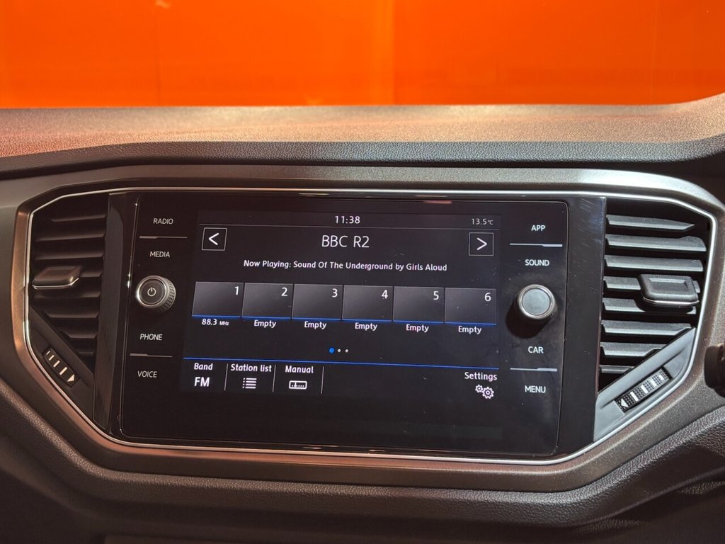 Used Volkswagen T-Roc 2018 for sale - 76279373: Photo 25