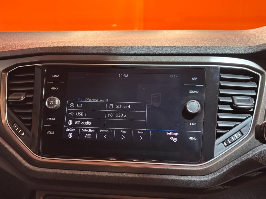 Used Volkswagen T-Roc 2018 for sale - 76279373: Photo 26