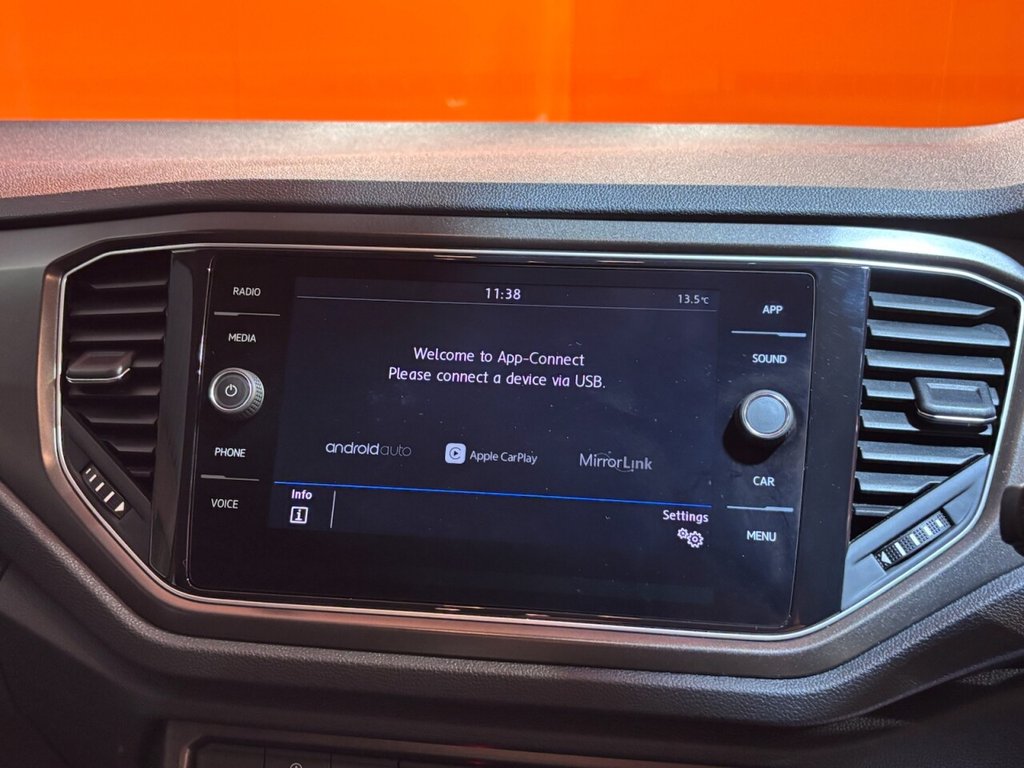 Used Volkswagen T-Roc 2018 for sale - 76279373: Photo 35