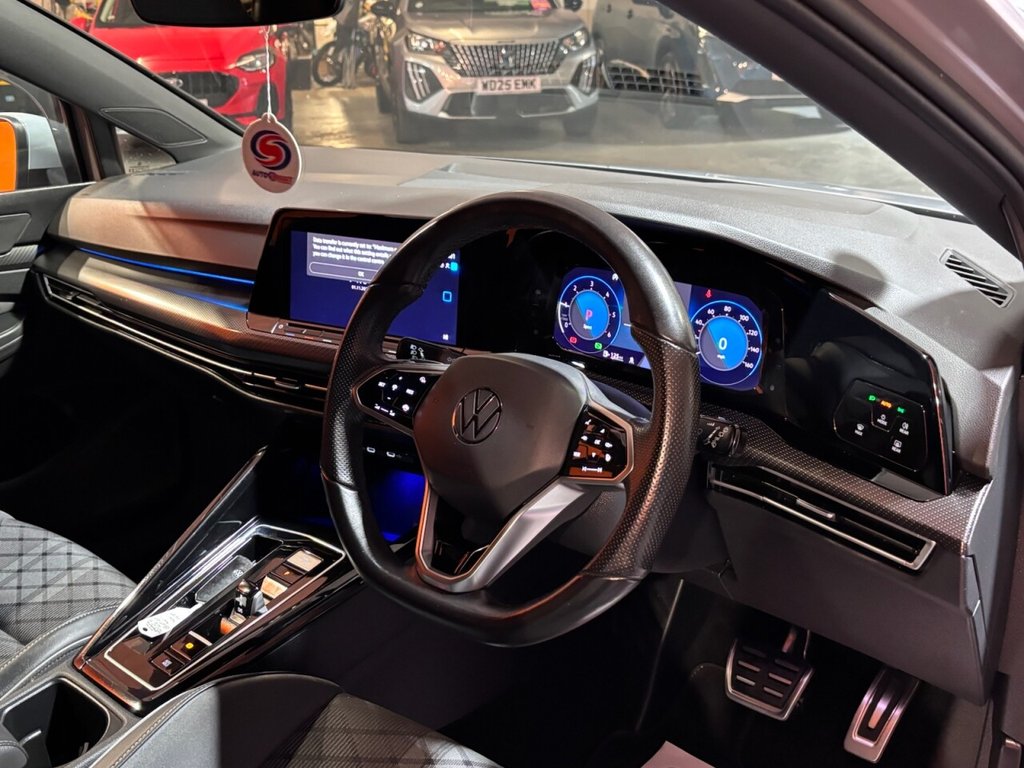 Used Volkswagen Golf 2024 for sale - 76454611: Photo 10