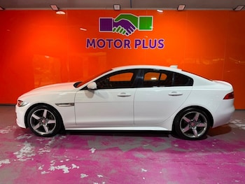 Used Jaguar XE 2018 for sale - 78833128: Photo