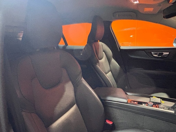 Used Volvo V60 Cross Country 2019 for sale - 76291921: Photo 10