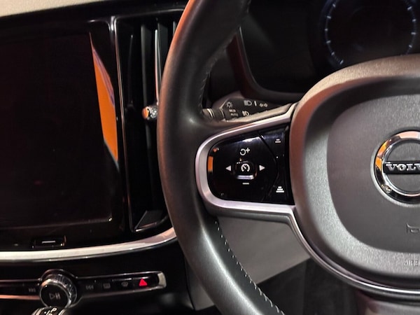 Used Volvo V60 Cross Country 2019 for sale - 76291921: Photo 17