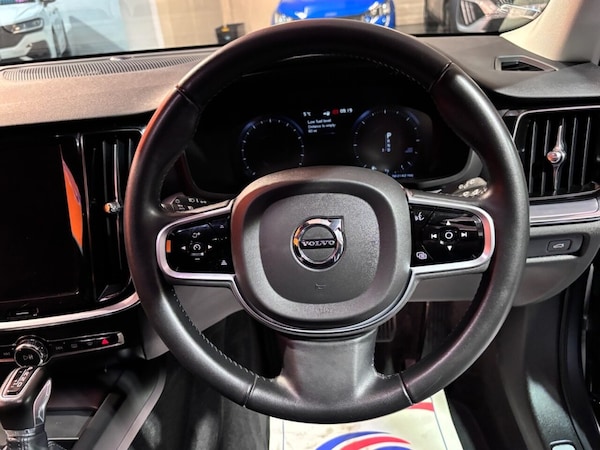 Used Volvo V60 Cross Country 2019 for sale - 76291921: Photo 18