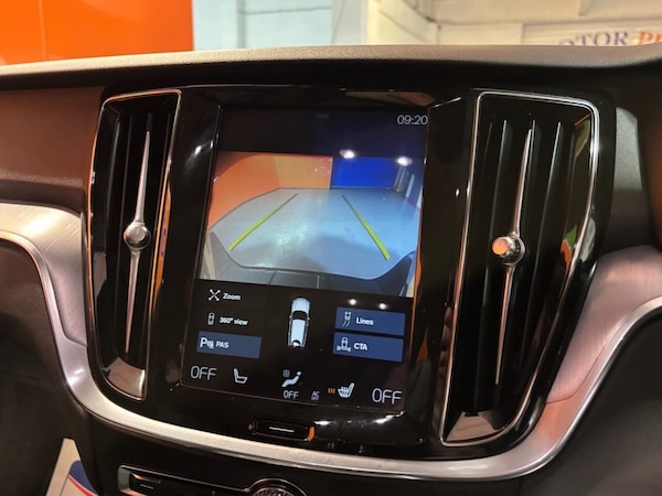 Used Volvo V60 Cross Country 2019 for sale - 76291921: Photo 30