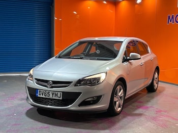 Used Vauxhall Astra 2015 for sale - 76520461: Photo