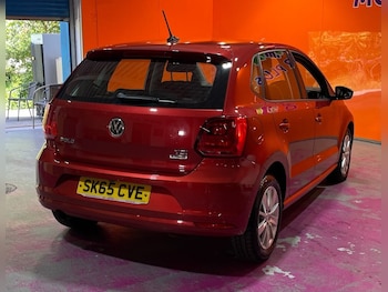 Used Volkswagen Polo 2015 for sale - 78358341: Photo