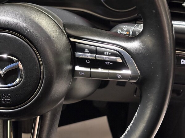 Used Mazda Mazda3 2021 for sale - 73529513: Photo 33