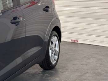 Used Hyundai i10 2023 for sale - 75264567: Photo
