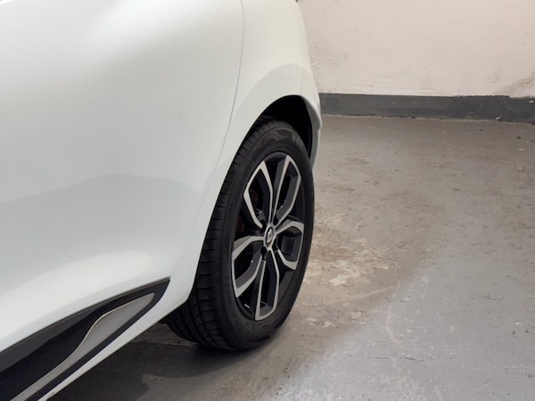 Used Renault Clio 2018 for sale - 74695607: Photo 7
