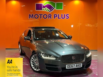 Used Jaguar XE 2017 for sale - 78657807: Photo