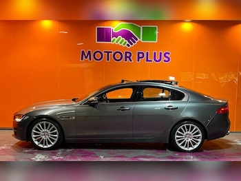 Used Jaguar XE 2017 for sale - 78657807: Photo