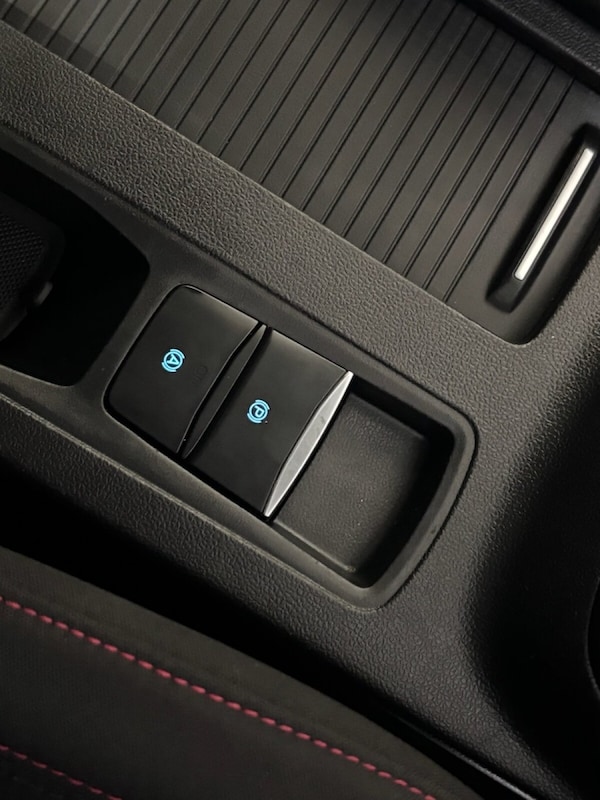 Used Ford Focus 2020 for sale - 74893610: Photo 33