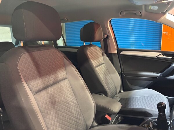 Used Volkswagen Tiguan 2017 for sale - 76105506: Photo 15