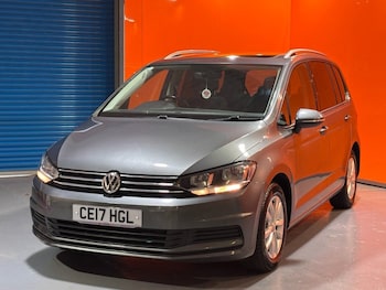 Used Volkswagen Touran 2017 for sale - 75624972: Photo