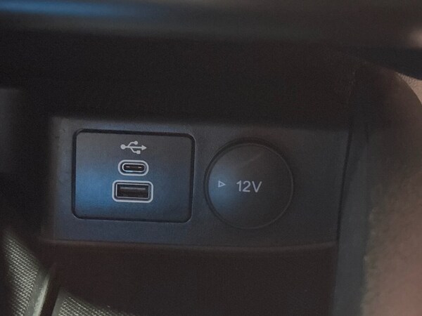 Used Ford Kuga 2024 for sale - 75642578: Photo 27