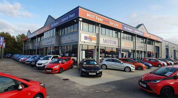 Used Ford Kuga 2024 for sale - 75642578: Photo 2