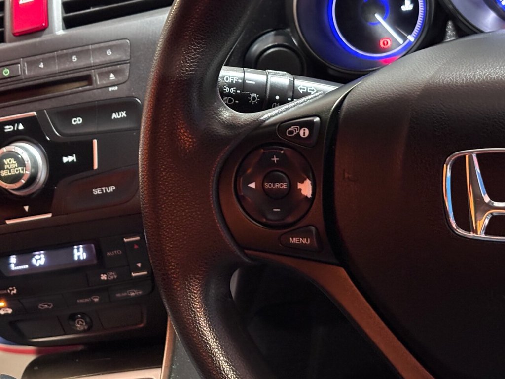 Used Honda Civic 2013 for sale - 76535526: Photo 18