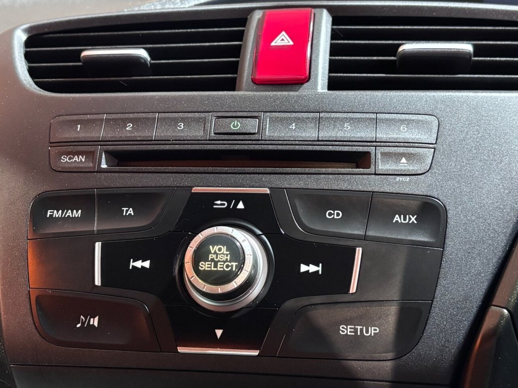 Used Honda Civic 2013 for sale - 76535526: Photo 19