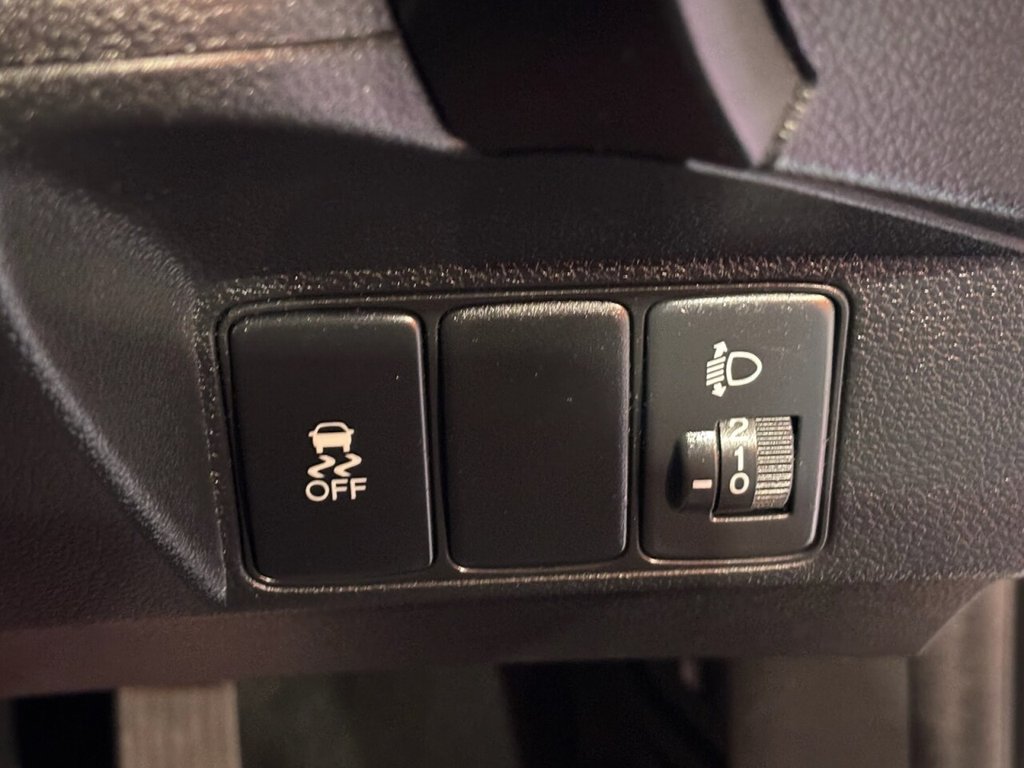 Used Honda Civic 2013 for sale - 76535526: Photo 21