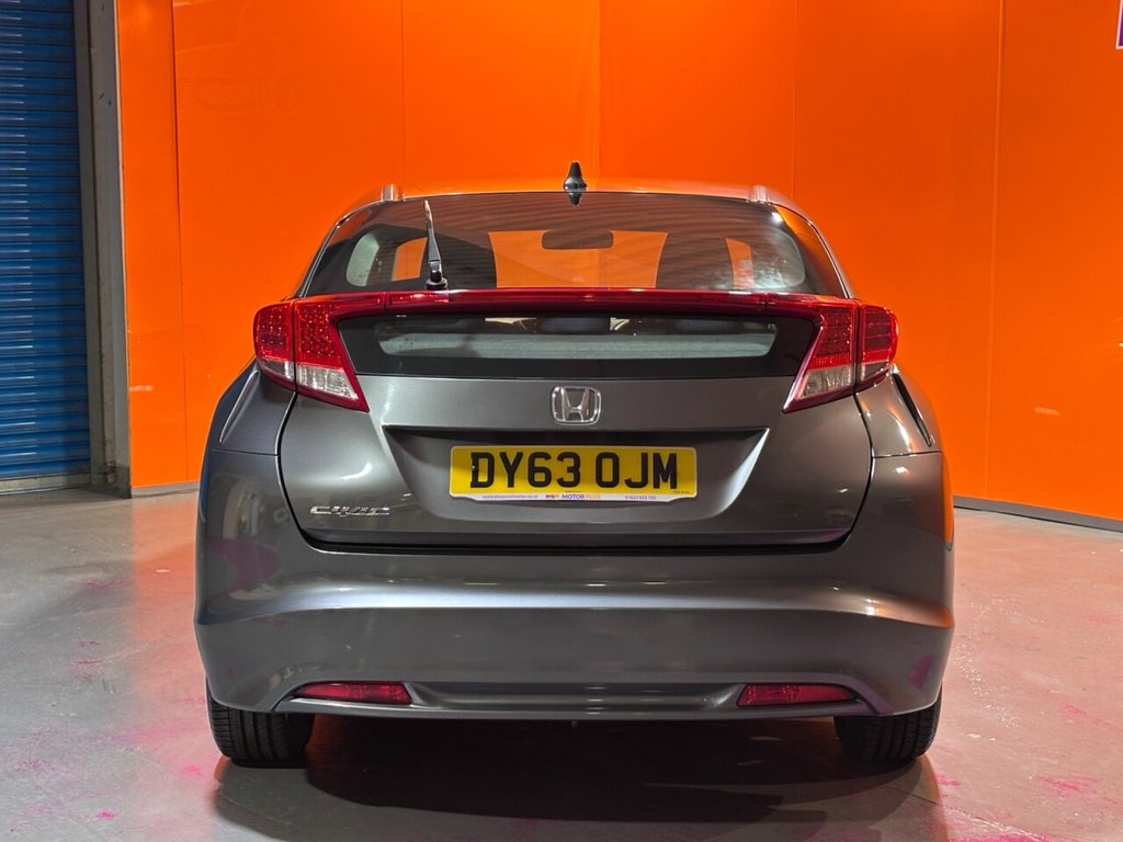 Used Honda Civic 2013 for sale - 76535526: Photo 24