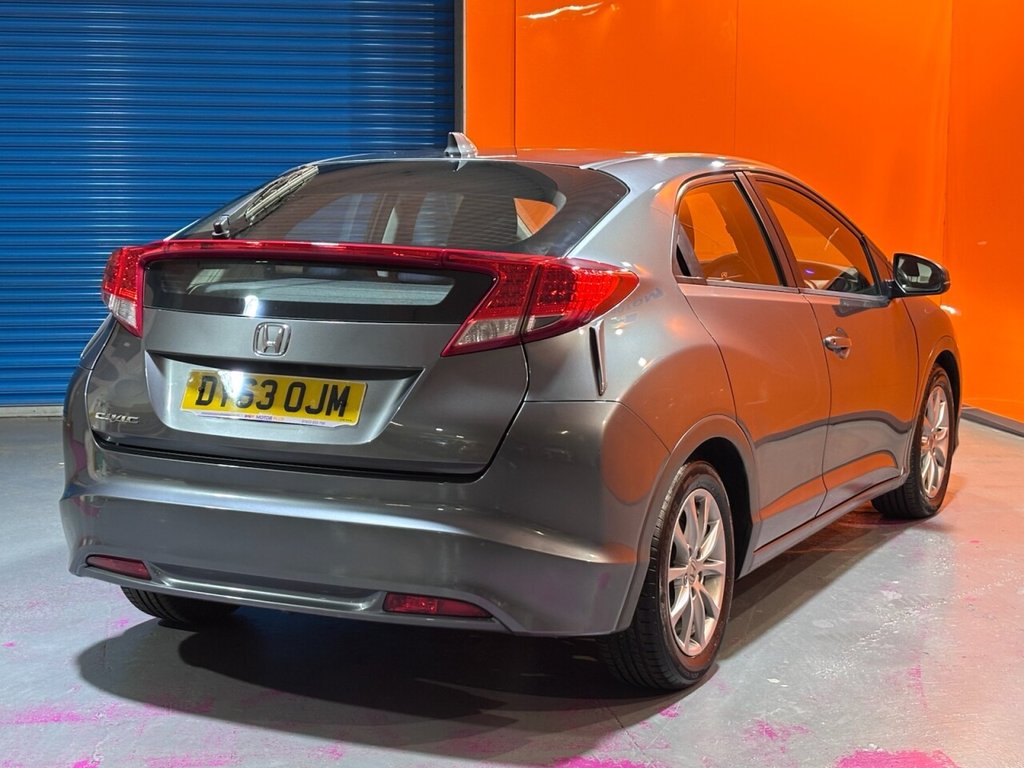 Used Honda Civic 2013 for sale - 76535526: Photo 26