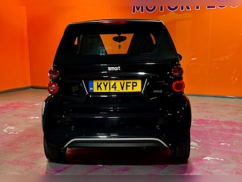 Used smart fortwo 2014 for sale - 77952714: Photo