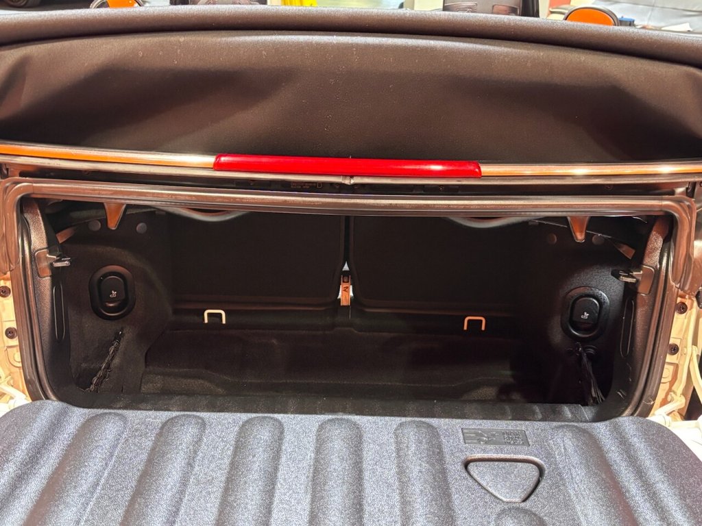 Used MINI Convertible 2016 for sale - 76595871: Photo 11