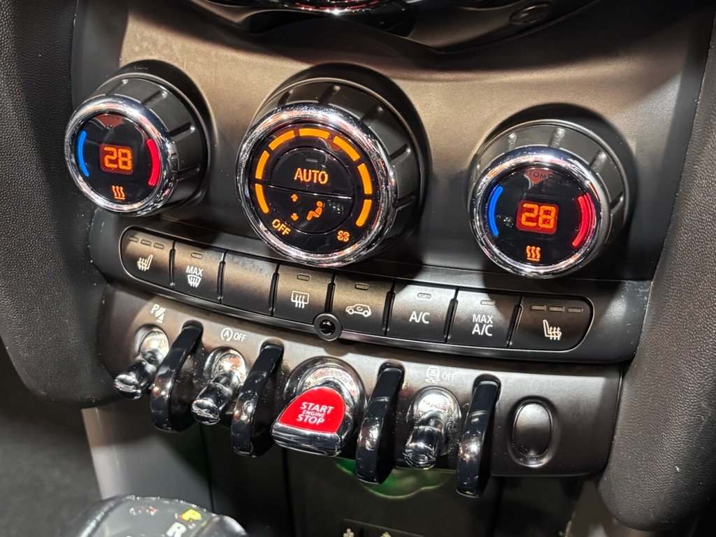 Used MINI Convertible 2016 for sale - 76595871: Photo 21